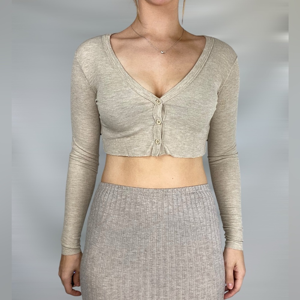 Joah Brown Beige Long Sleeve Crop Top